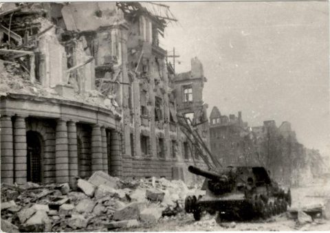 Poznań 1945  na fotografiach  Zbigniewa Zielonackiego – pocztówka 22 z 67