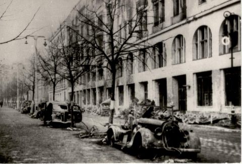 Poznań 1945  na fotografiach  Zbigniewa Zielonackiego – pocztówka 10 z 67