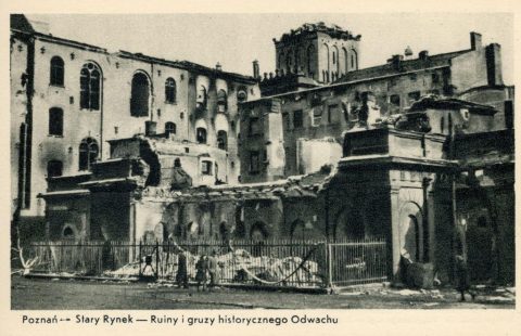 Poznań 1945  na fotografiach  Zbigniewa Zielonackiego – pocztówka 21 z 67