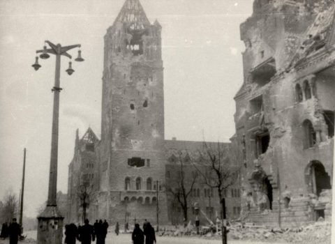 Poznań 1945  na fotografiach  Zbigniewa Zielonackiego – pocztówka 36 z 67
